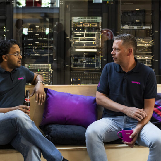 Borrel voor werknemers bij IT-bedrijf Quanza in Amsterdam: beeldbank fotografie